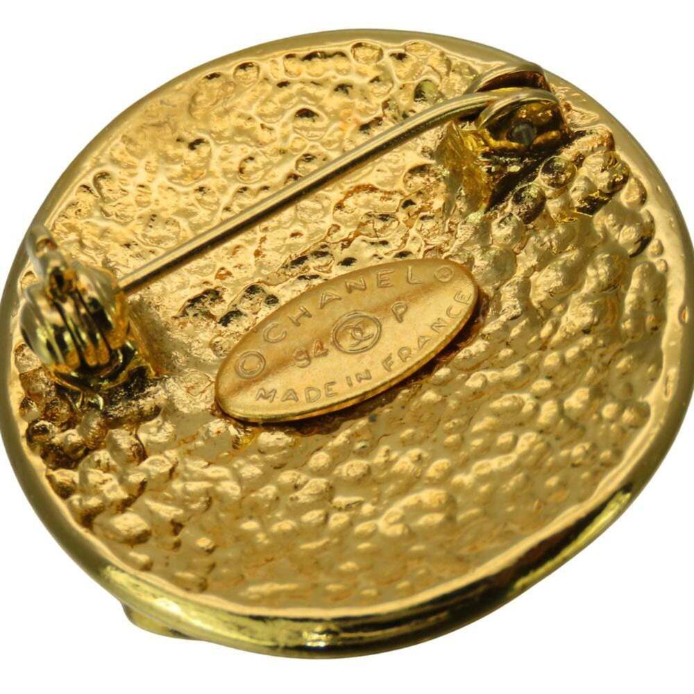 CHANEL Authentic Gold Logo Brooch - Picture 2 of 8